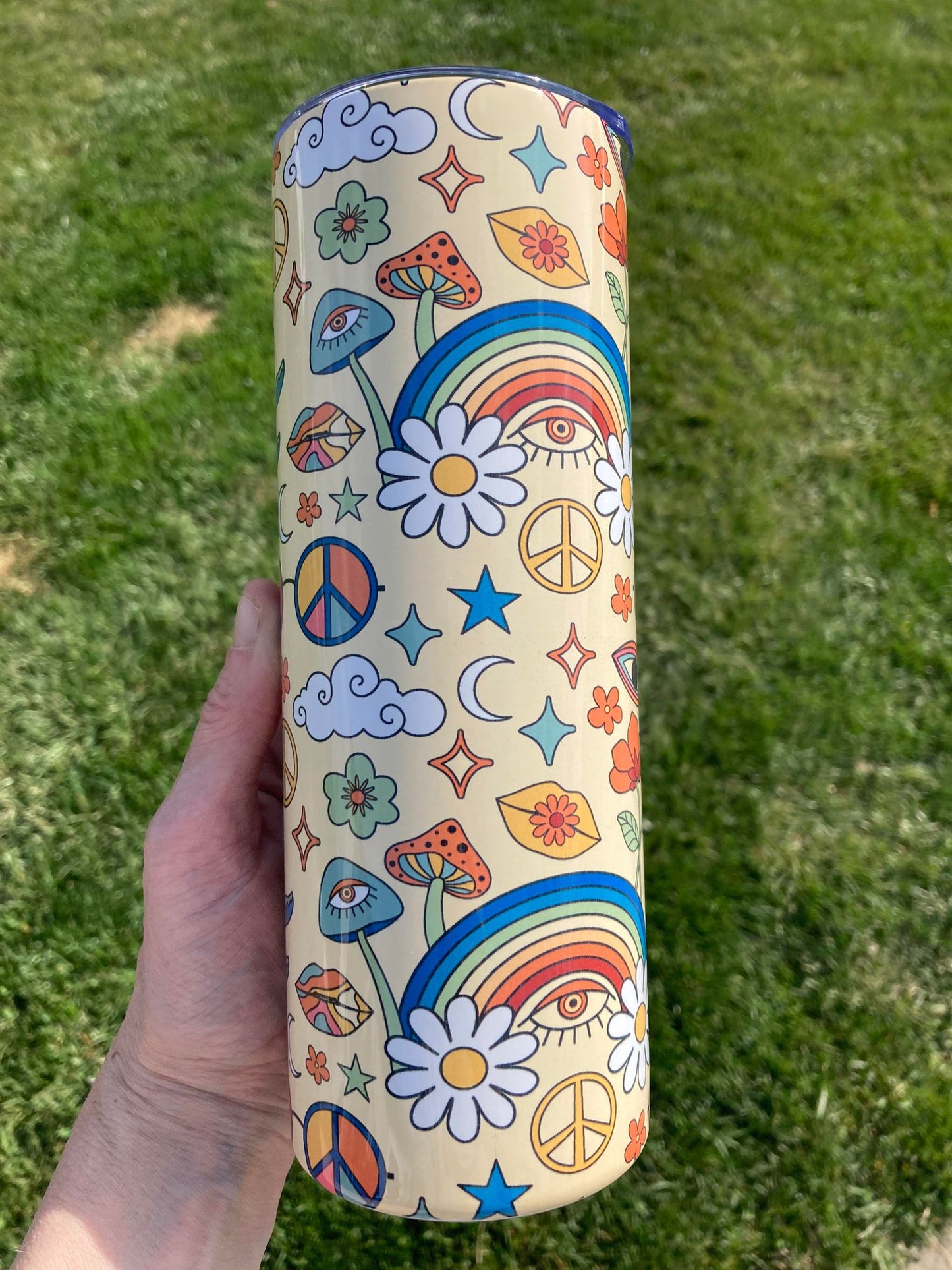 20 oz Hippie Themed Tumbler. Peace Signs, Mushrooms, Flowers in a retro/vintage color scheme.