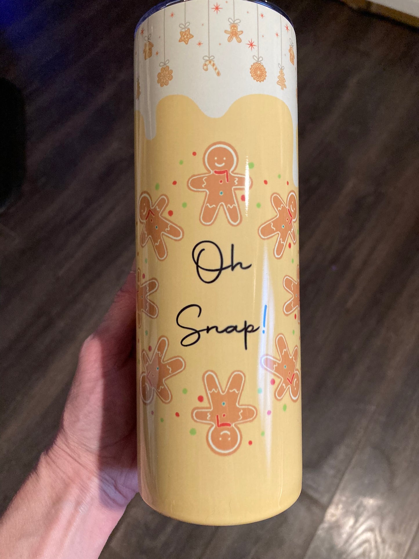 Christmas tumbler with gingerbread cookies and “Oh Snap” funny holiday phrase